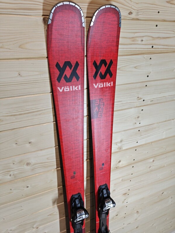 LYŽE VOLKL BLAZE 86 180CM --MODEL 2023--